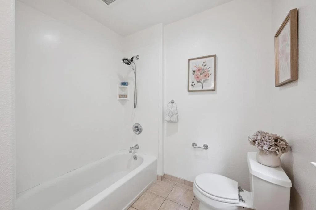 Photo of 268 Berendos Avenue