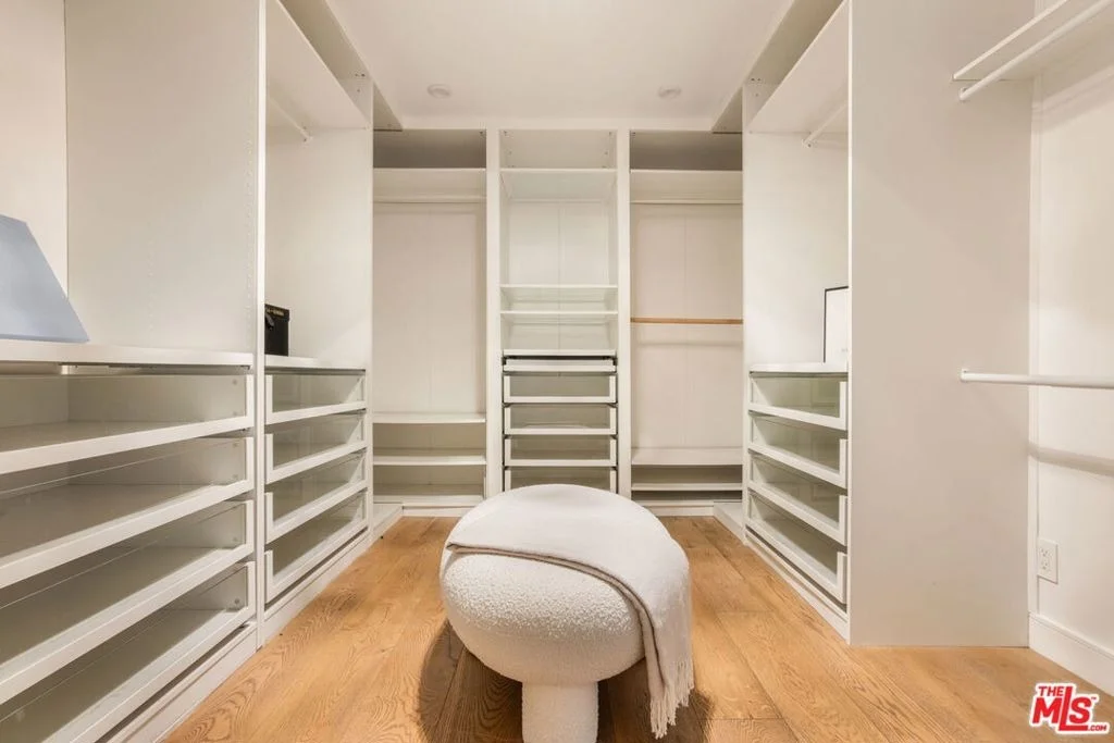 Photo of 3701 Multiview Drive