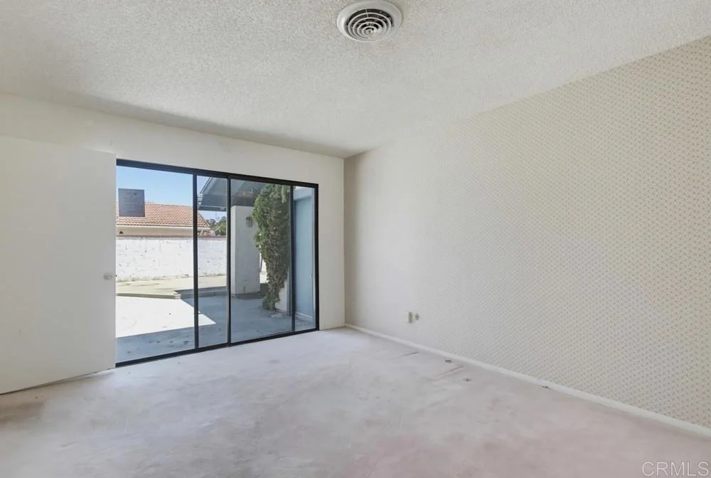 Photo of 31122 Old River Road