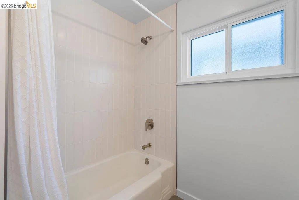 Photo of 5637 Ludwig Avenue