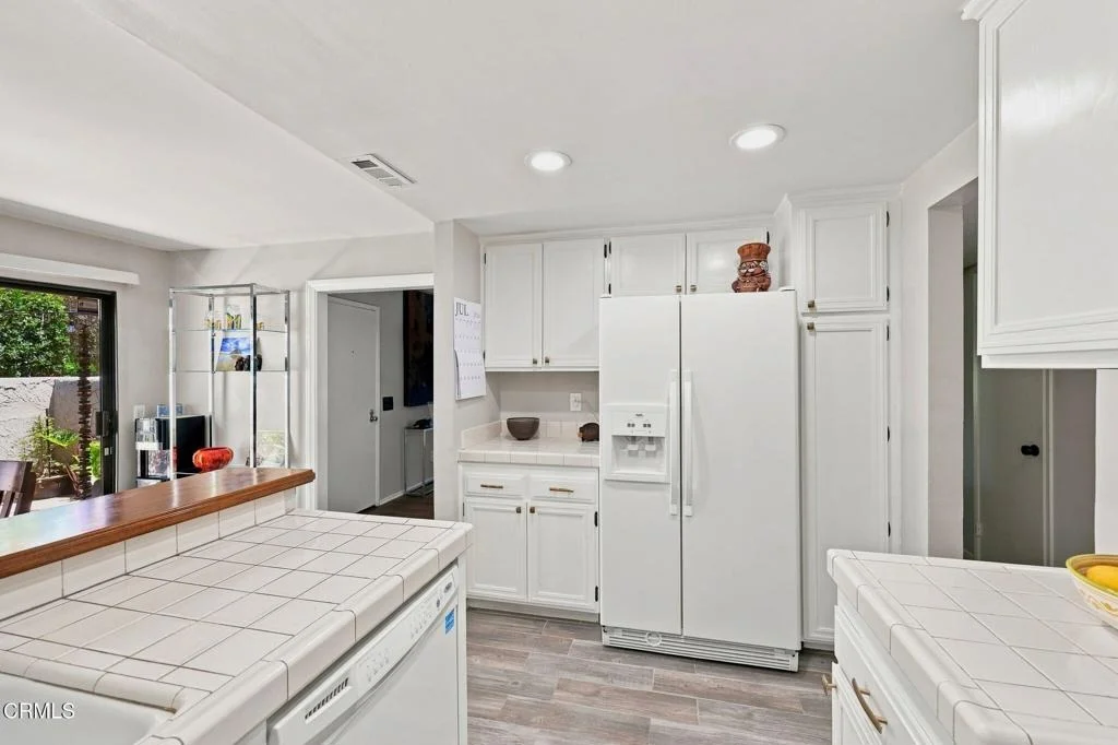 Photo of 406 Chapala Drive