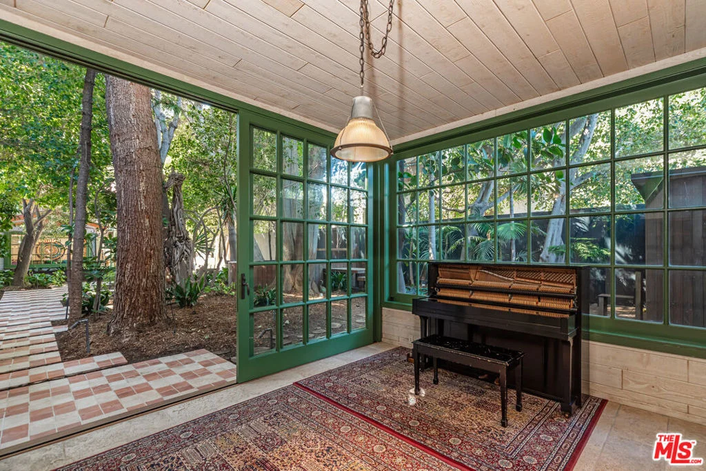 Photo of 23441 Malibu Colony Road