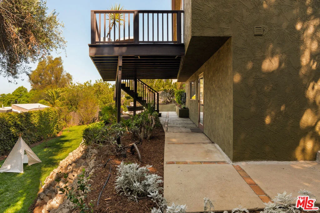 Photo of 2415 Hines Drive