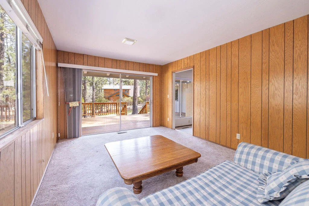 Photo of 41726 Comstock Lane