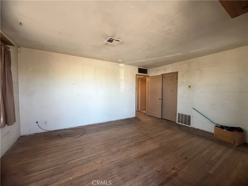 Photo of 720 Nancy