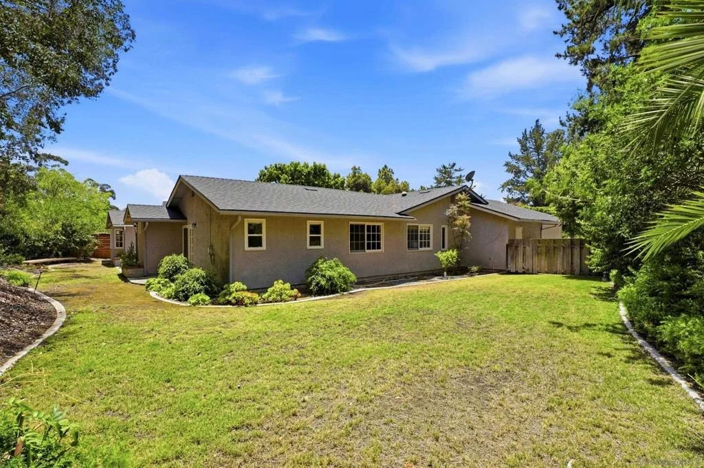 Photo of 6859 Avenida Andorra