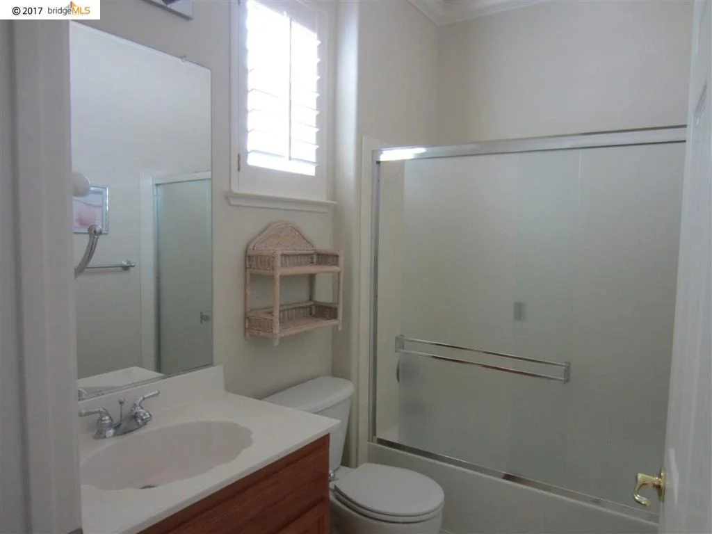 Photo of 1072 Bountiful Wy