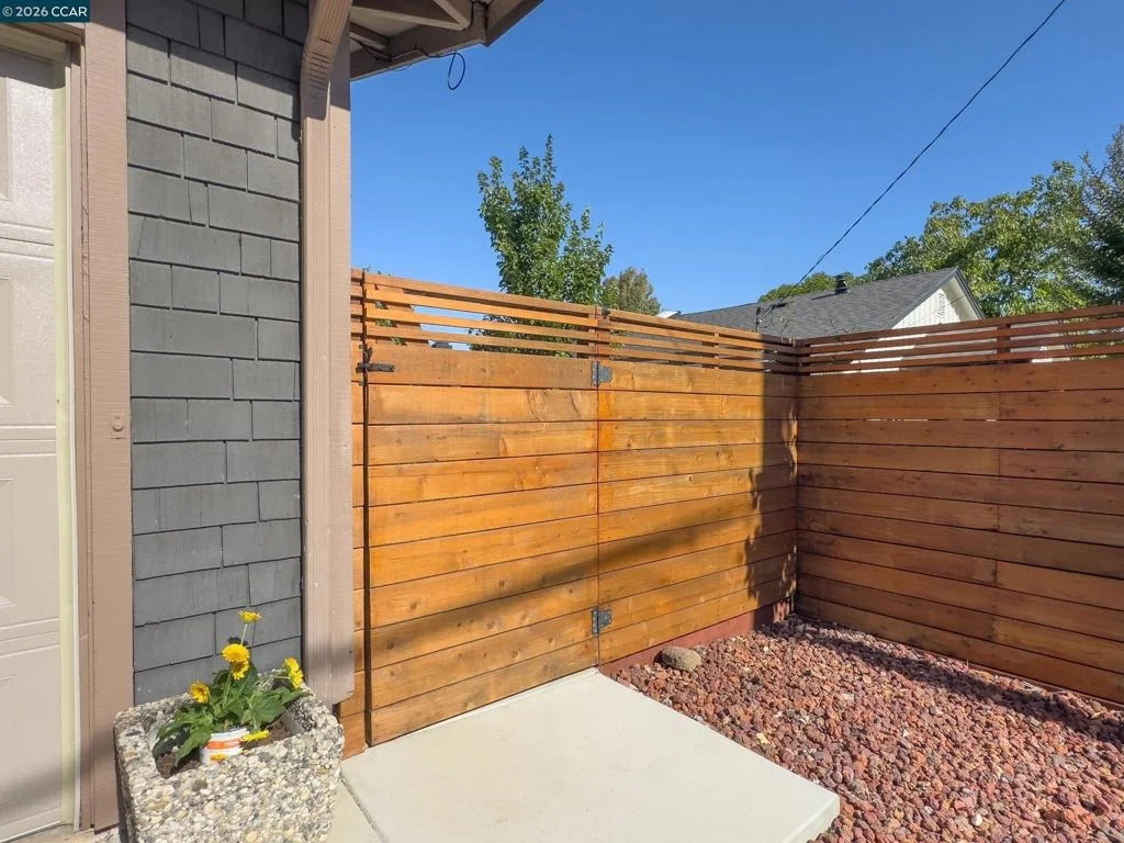 Photo of 1759 Elm Rd