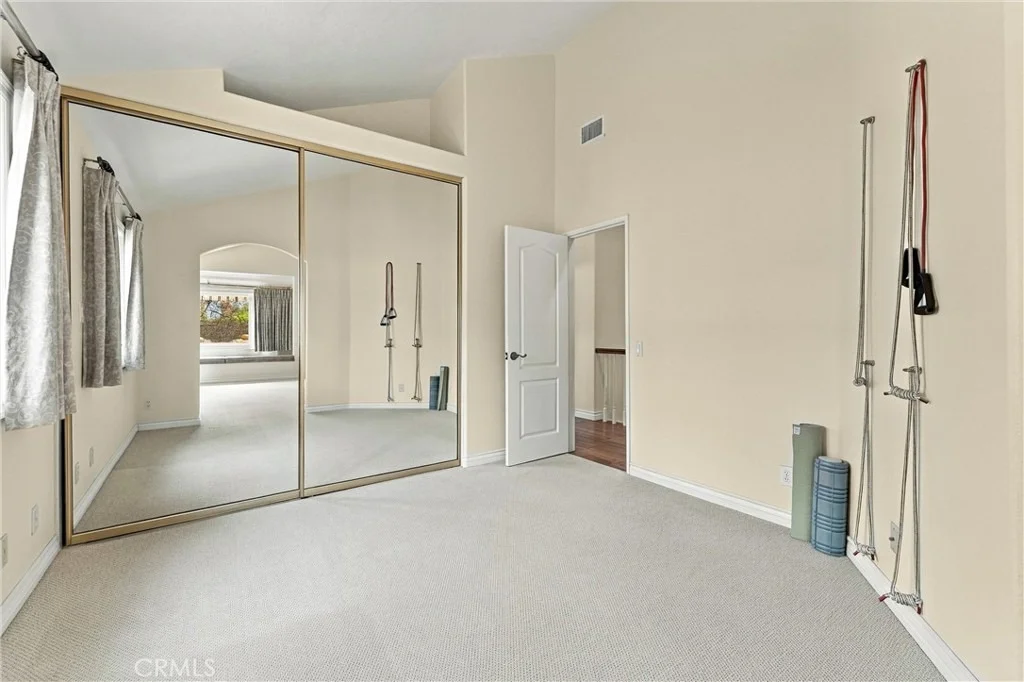 Photo of 14 Novilla