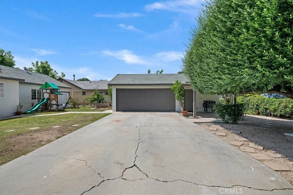 Photo of 5305 Palm