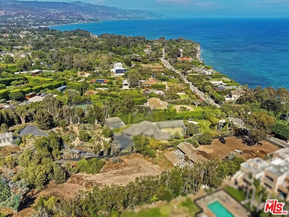 Photo of 29135 Cliffside Drive