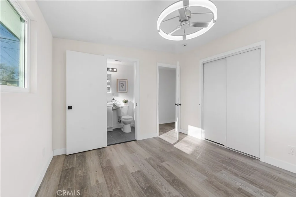 Photo of 44745 3rd E