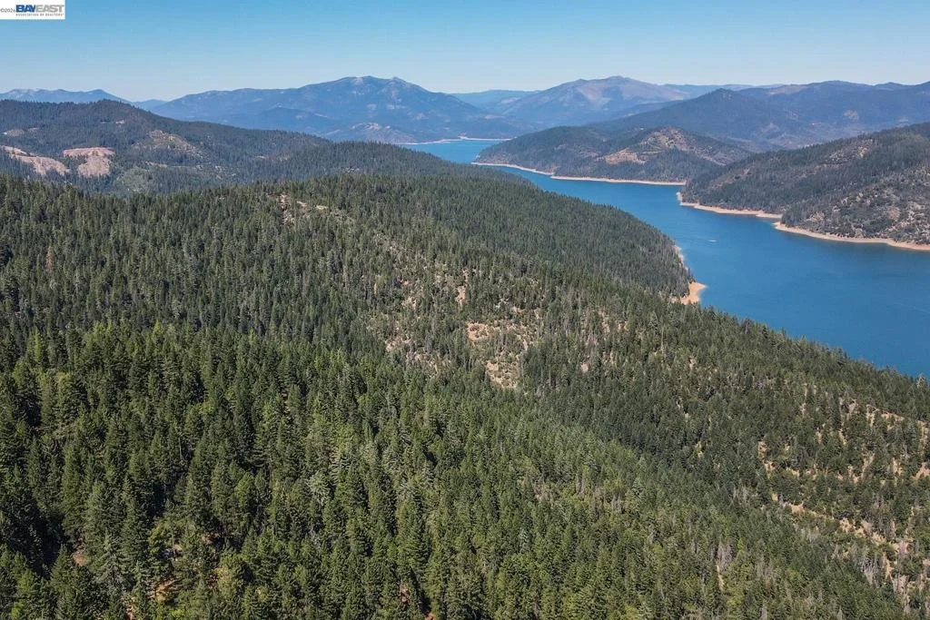 Photo of 190 Moore Gulch