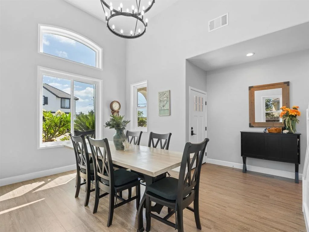 Photo of 2624 Mesa Drive