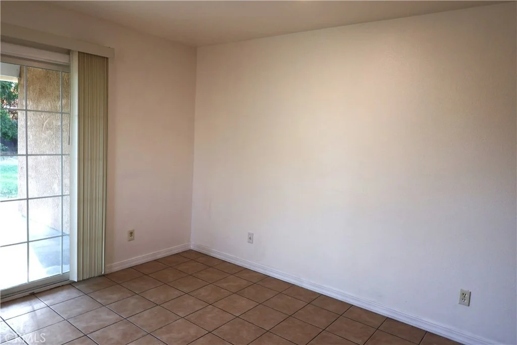Photo of 693 Fripp