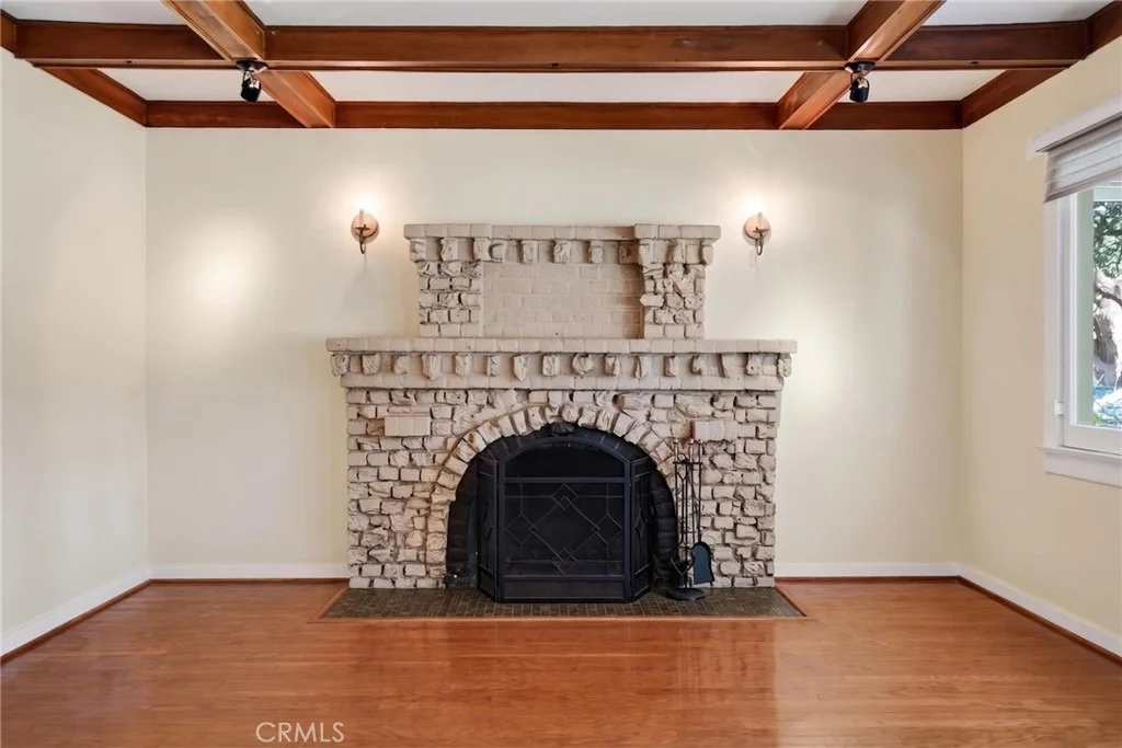 Photo of 3660 Linwood