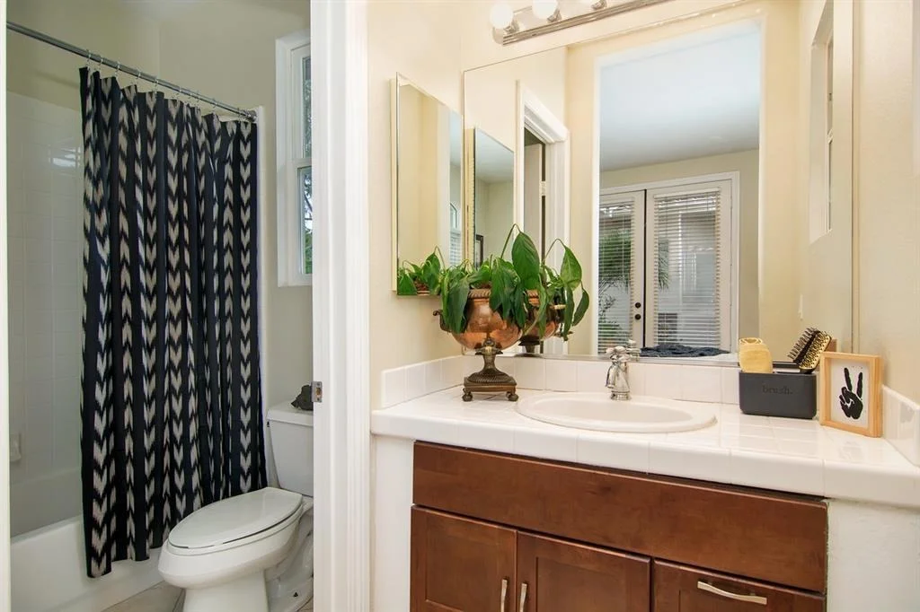 Photo of 2998 Carrillo Way