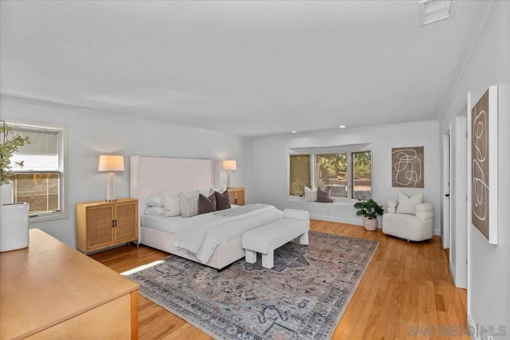 Photo of 730 Doris