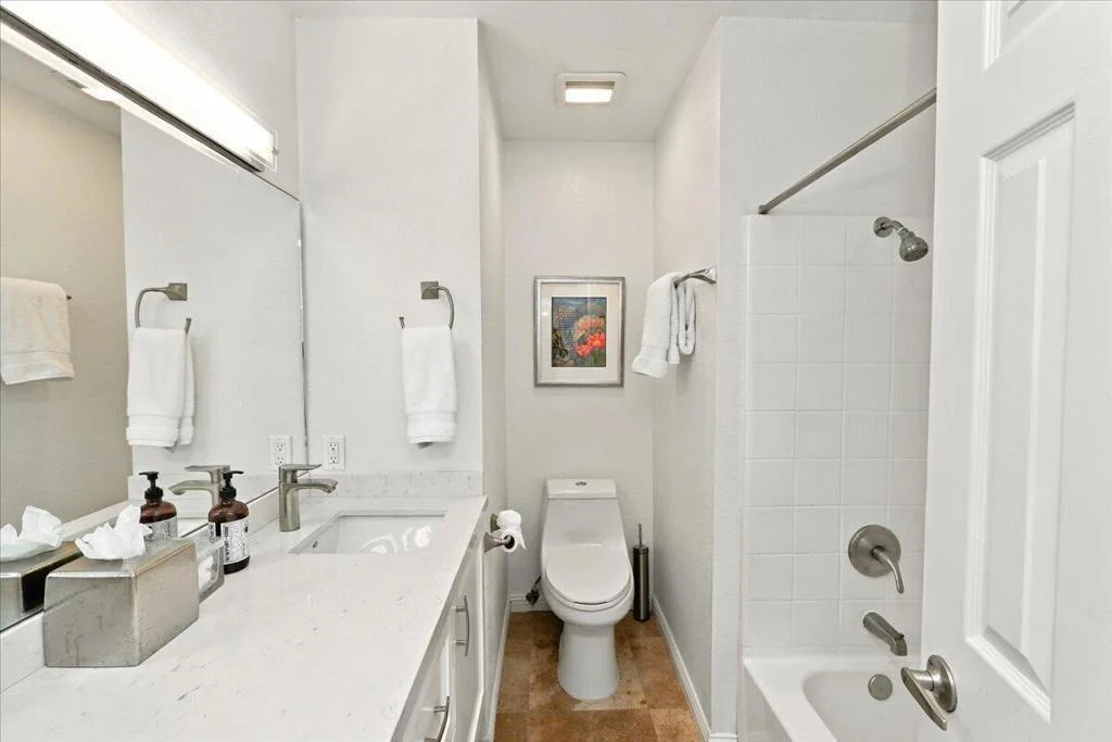 Photo of 54205 Avenida Vallejo