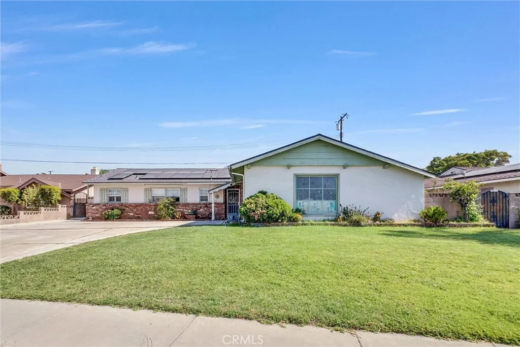 Photo of 1281 Clinton Court