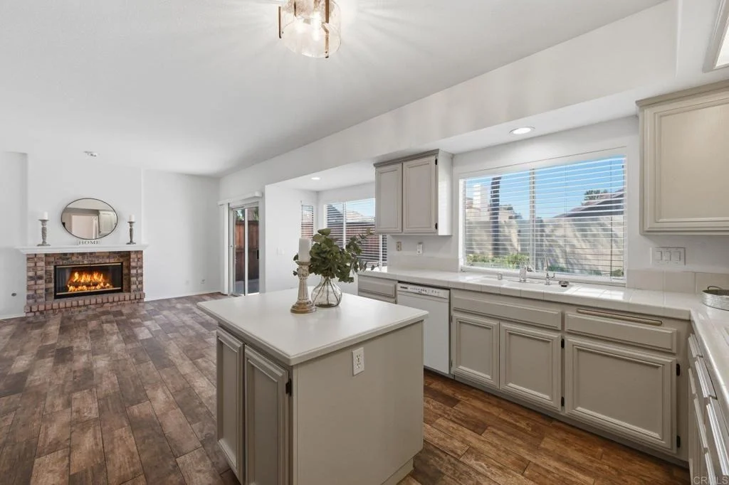 Photo of 25211 Via Pera