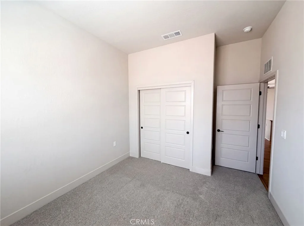 Photo of 2262 N Marion