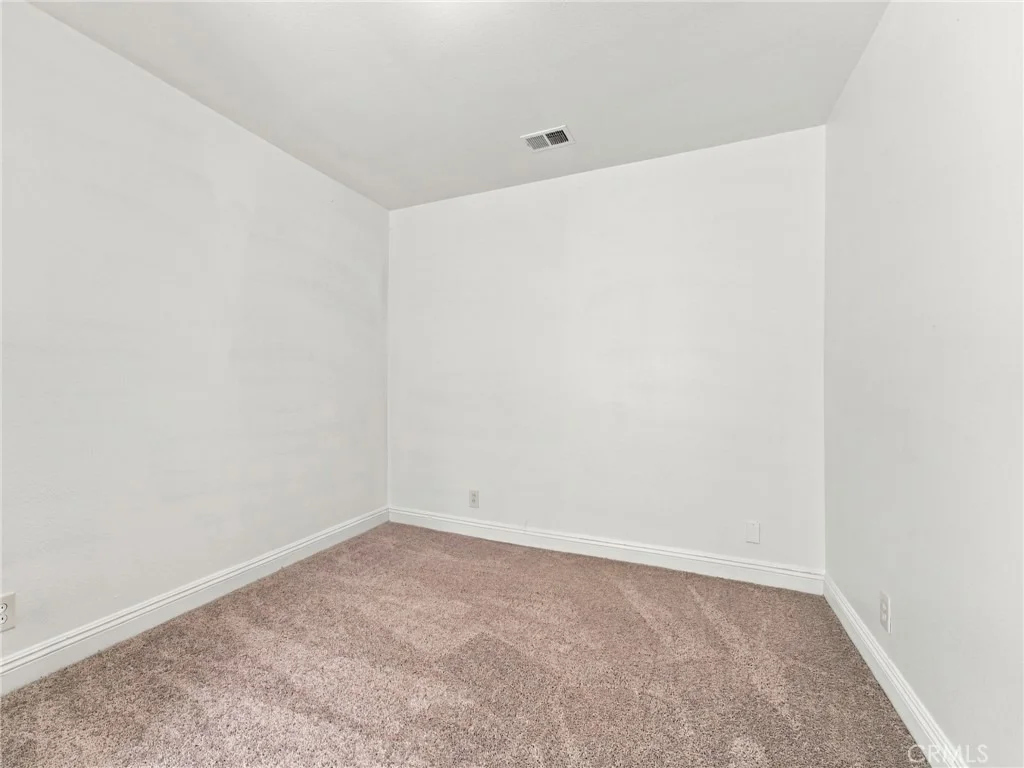 Photo of 330 W Devonshire Drive