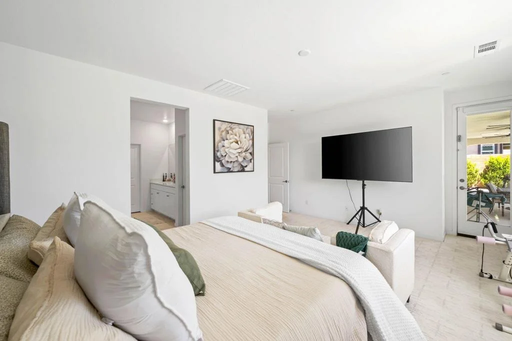 Photo of 40166 Vivaldi Court