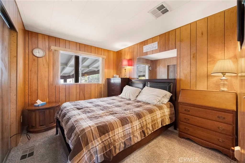 Photo of 352 Lodgeview