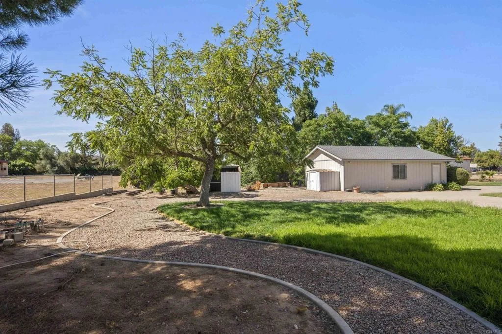 Photo of 842 Hanson Ln