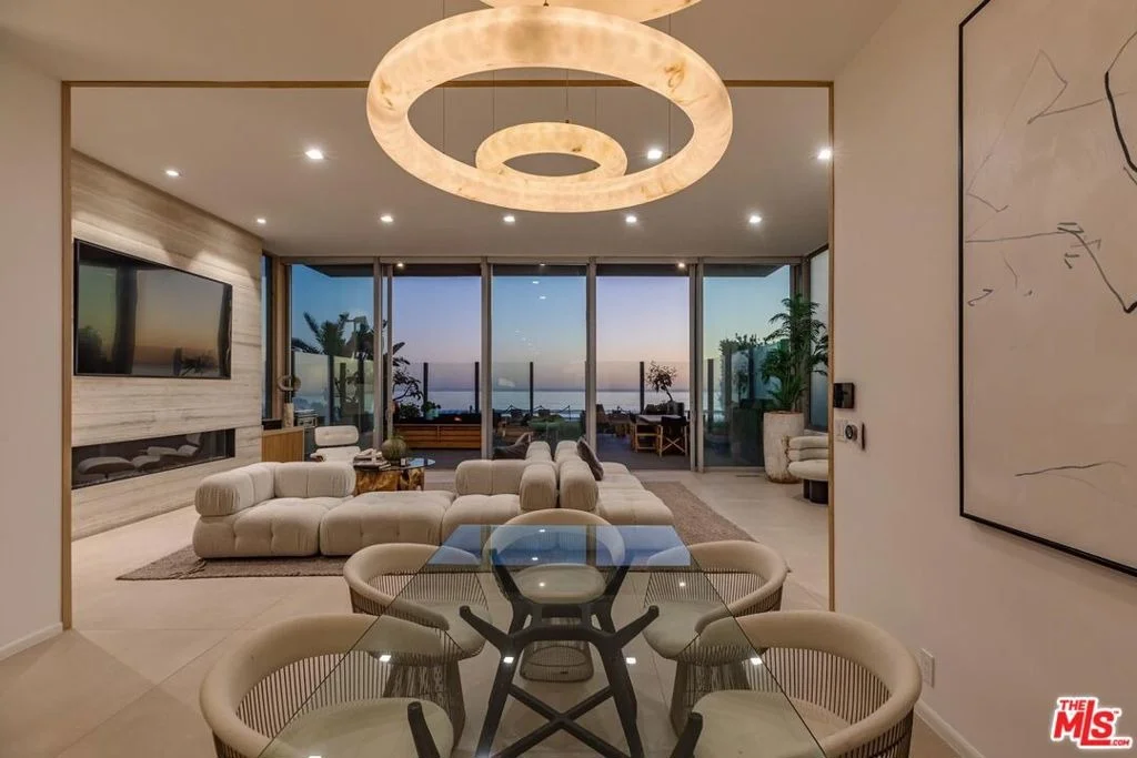 Photo of 31220 Broad Beach Road