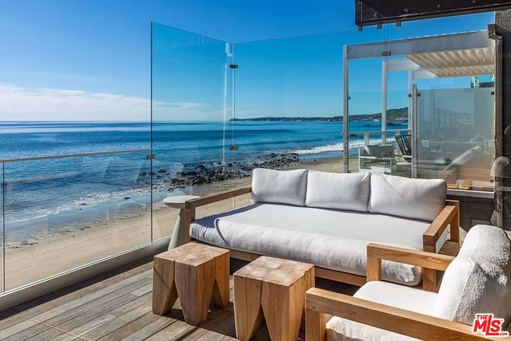 Photo of 24548 Malibu Road