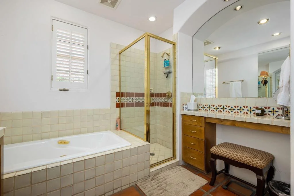 Photo of 77140 Vista Flora