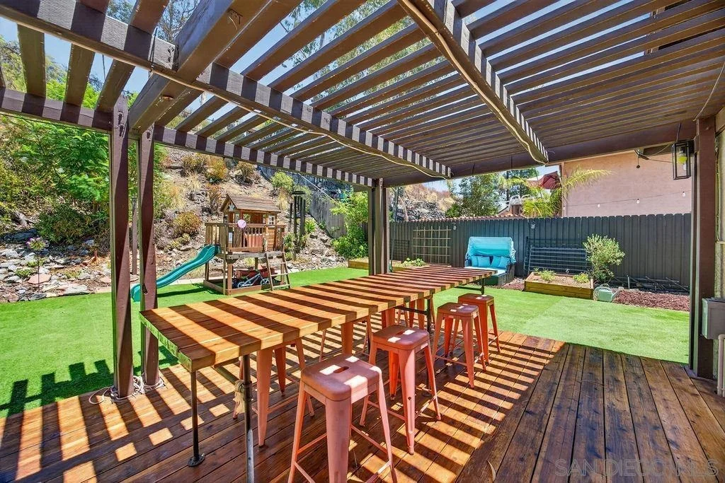 Photo of 9165 Vista Entrada