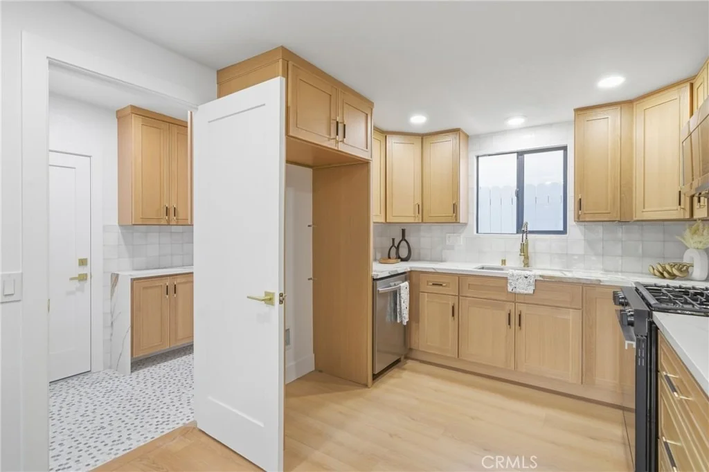 Photo of 212 Avenida Sierra