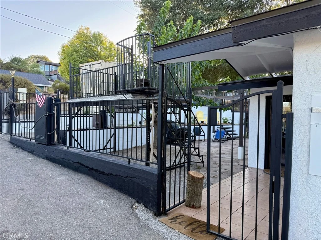 Photo of 4633 Estrada