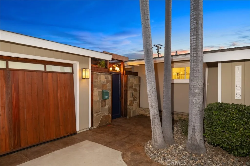 Photo of 1255 Hastings Ranch Drive