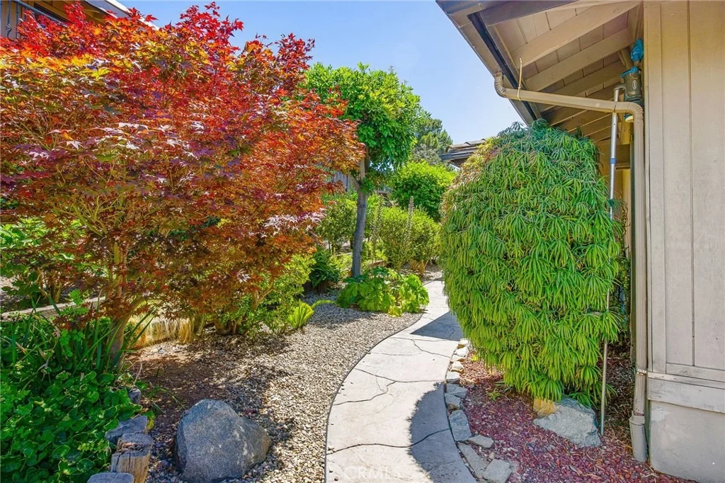 Photo of 10960 Treeside Lane