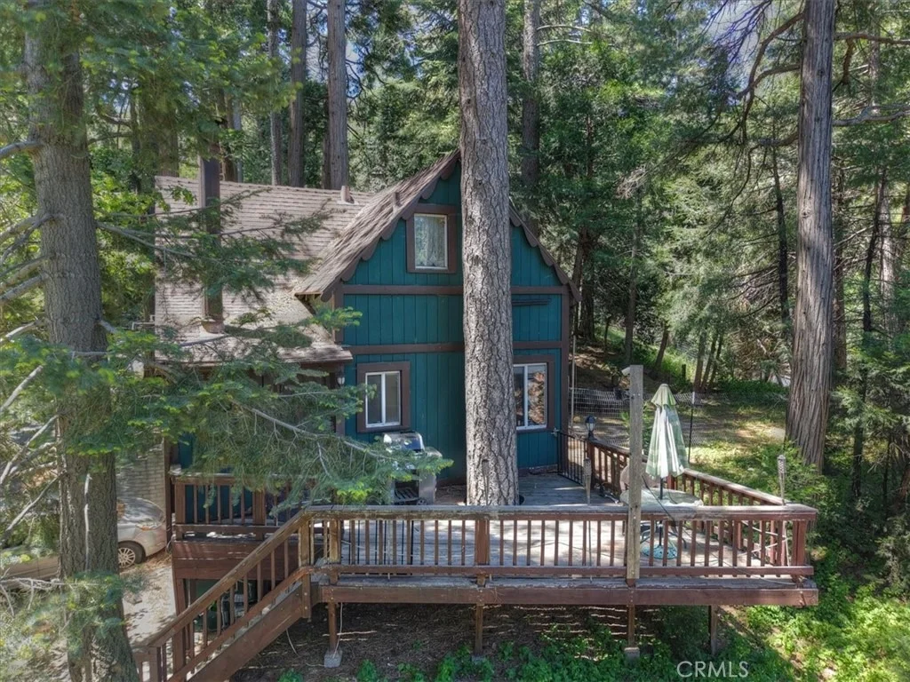 Photo of 23940 Cresta Drive