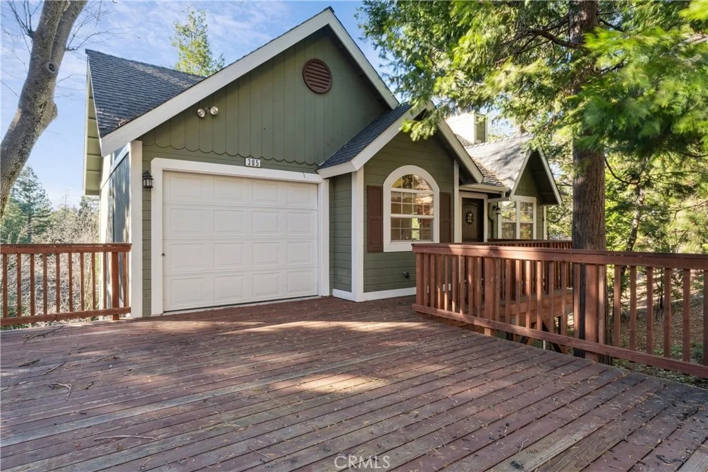 Photo of 305 Summit Road