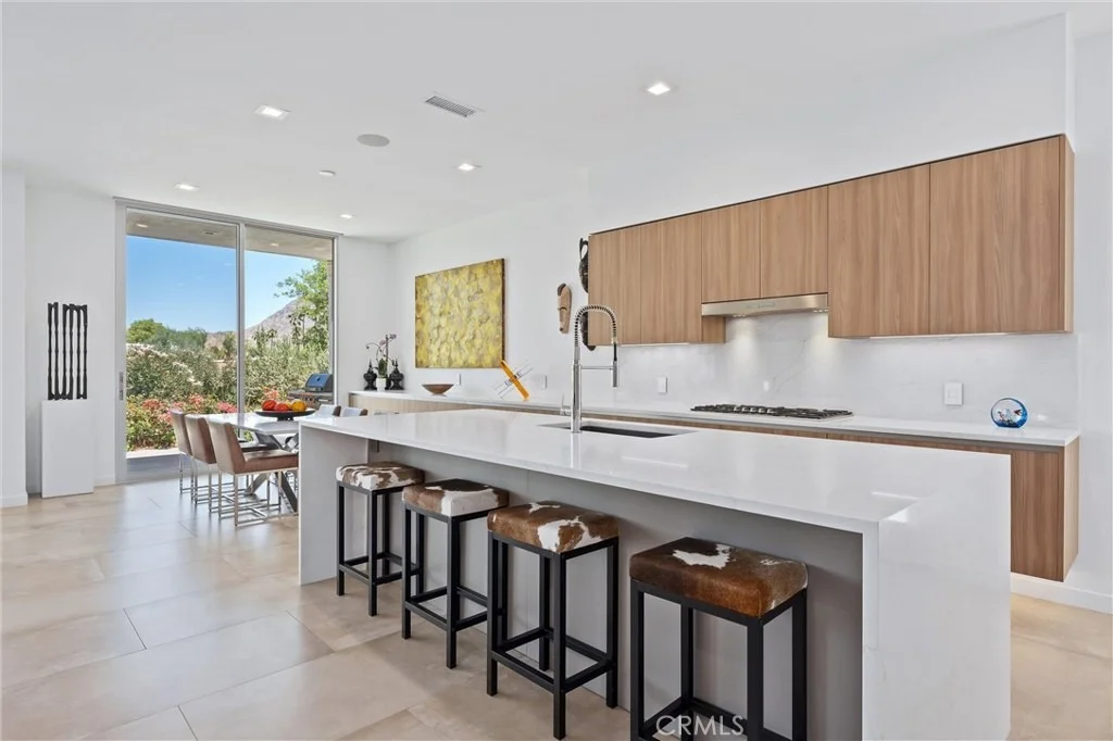 Photo of 47090 Amir Drive