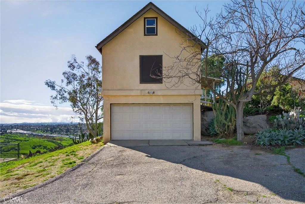 Photo of 20682 Hill Top Drive