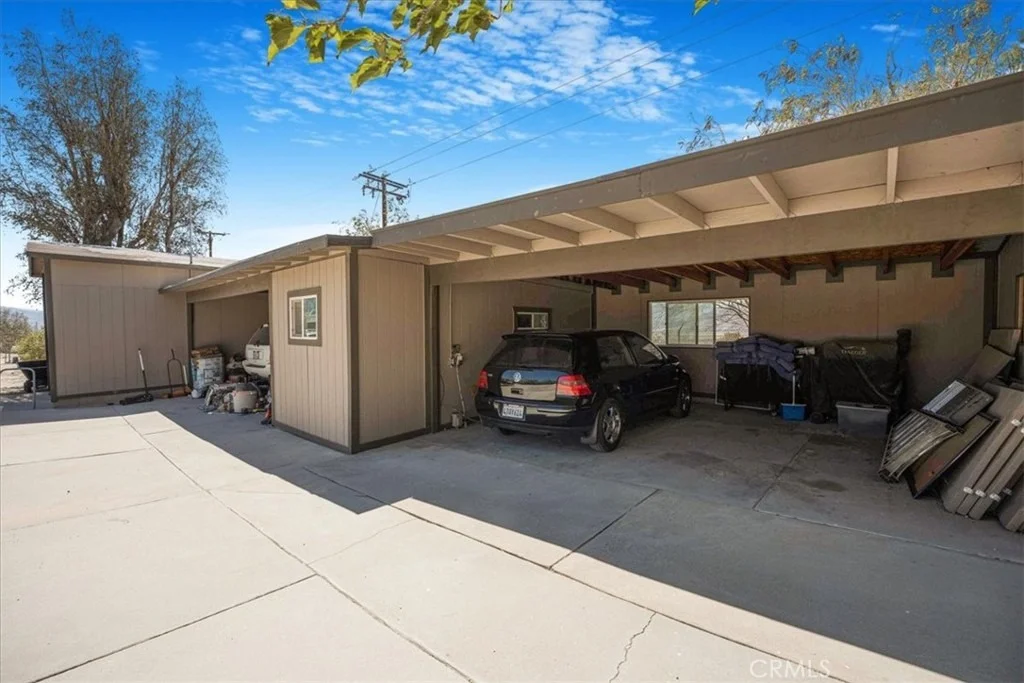 Photo of 60810 Sunrise Road