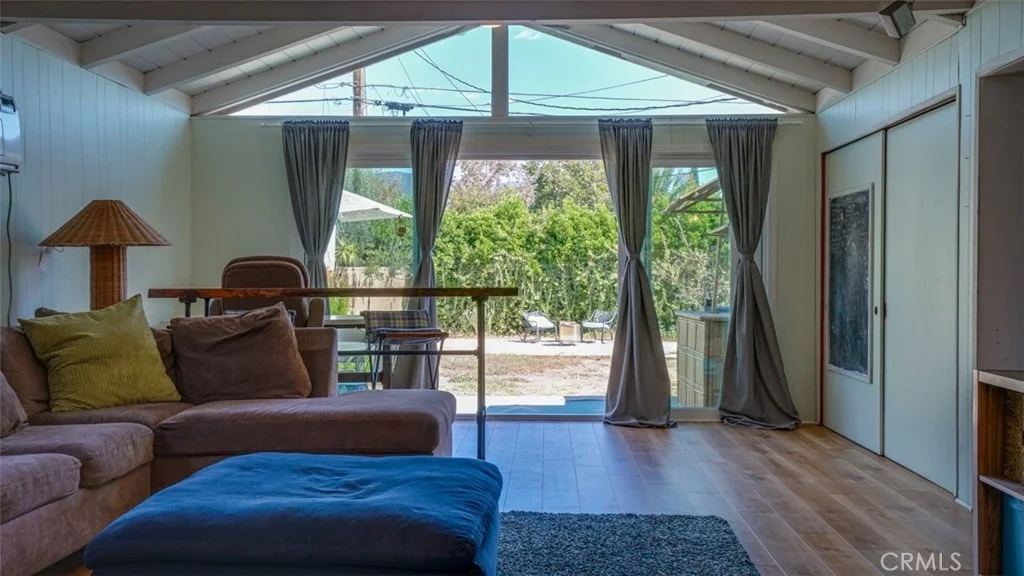 Photo of 330 S Griffith Park Drive