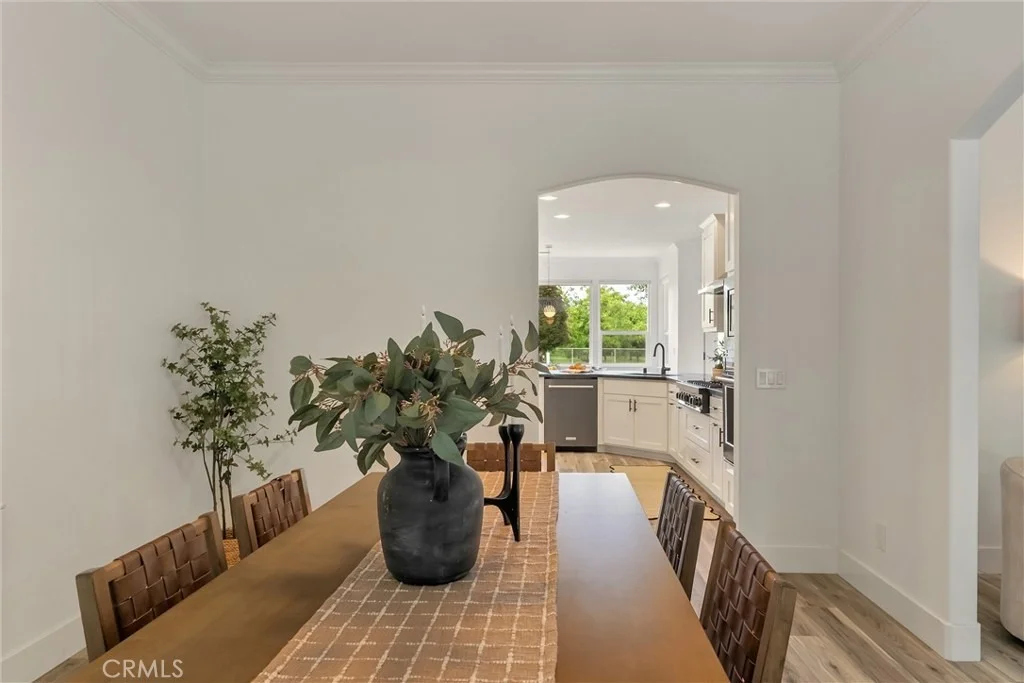 Photo of 9444 Van Ness