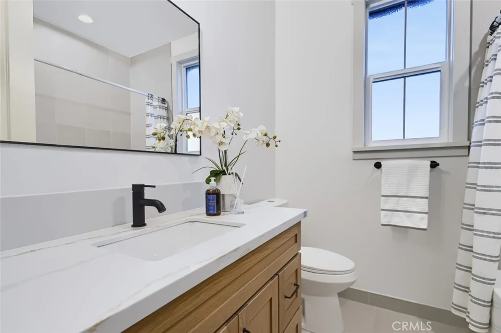 Photo of 1413 W Dottie Lane