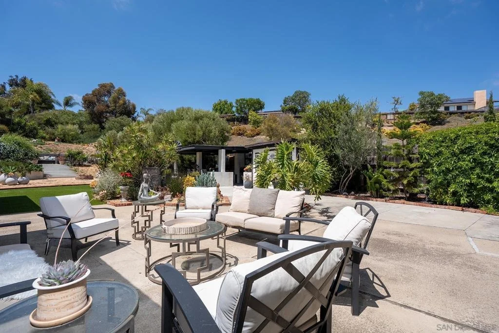 Photo of 902 Loma View