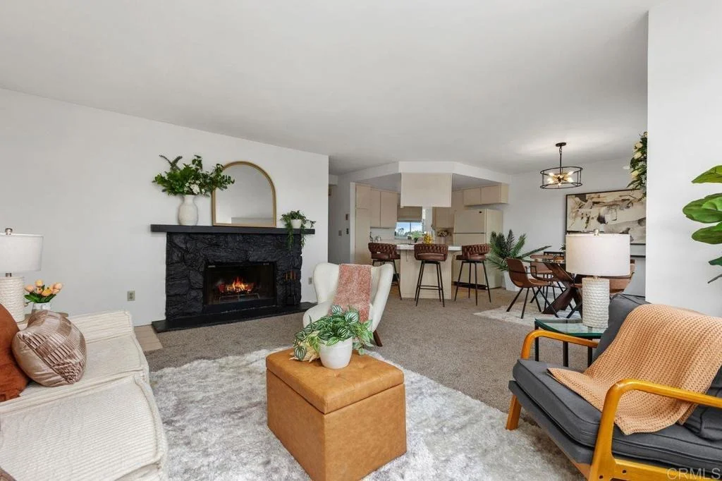 Photo of Unit 2 at 155 Rosebay Dr