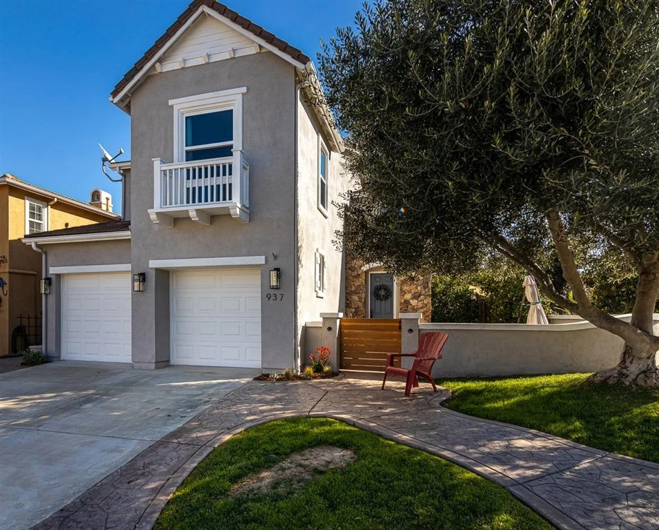 Photo of 937 Tularosa Lane