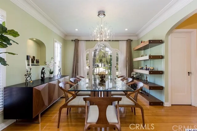 Photo of 1133 Cordova Avenue